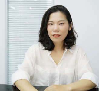 Vivian Wang - Purchasing Director, Shenzhen - headshot