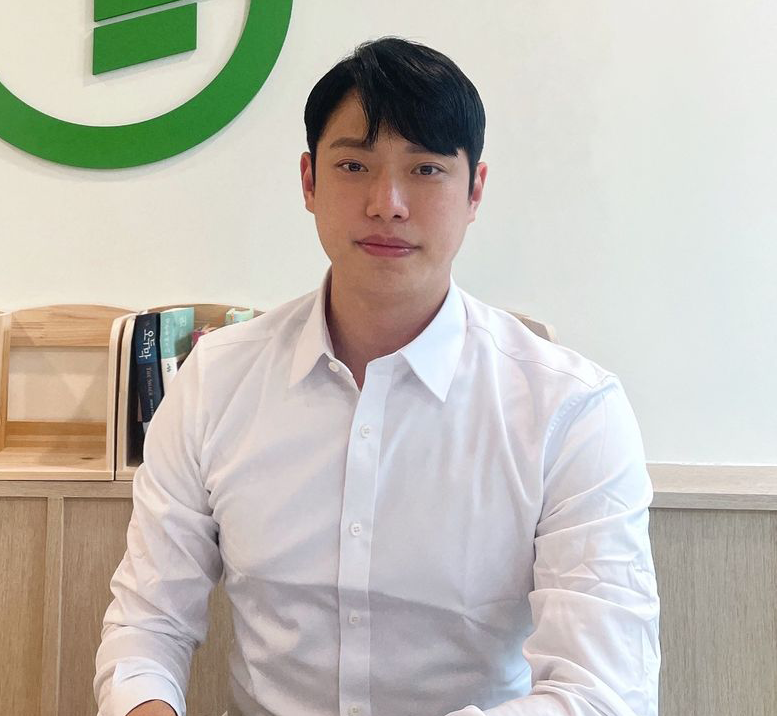 Joshua Choi - Purchasing Manager, Korea - headshot