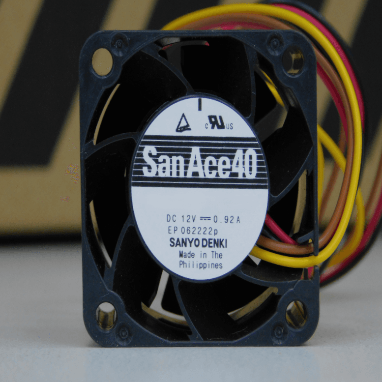 Low Power Consumption Fan San Ace 40 9GA0412P3J011